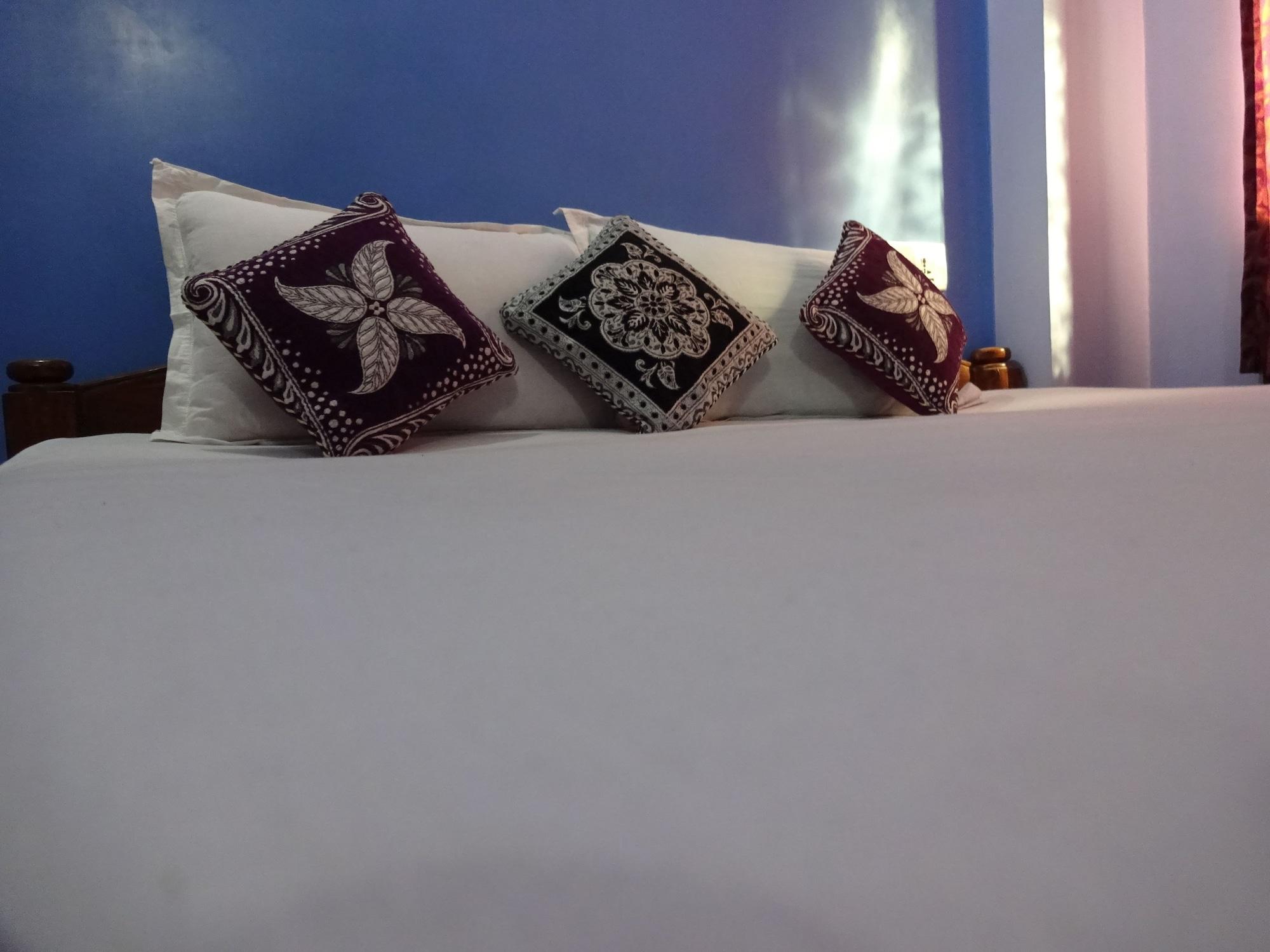 גאיה Hotel Viraat Inn מראה חיצוני תמונה