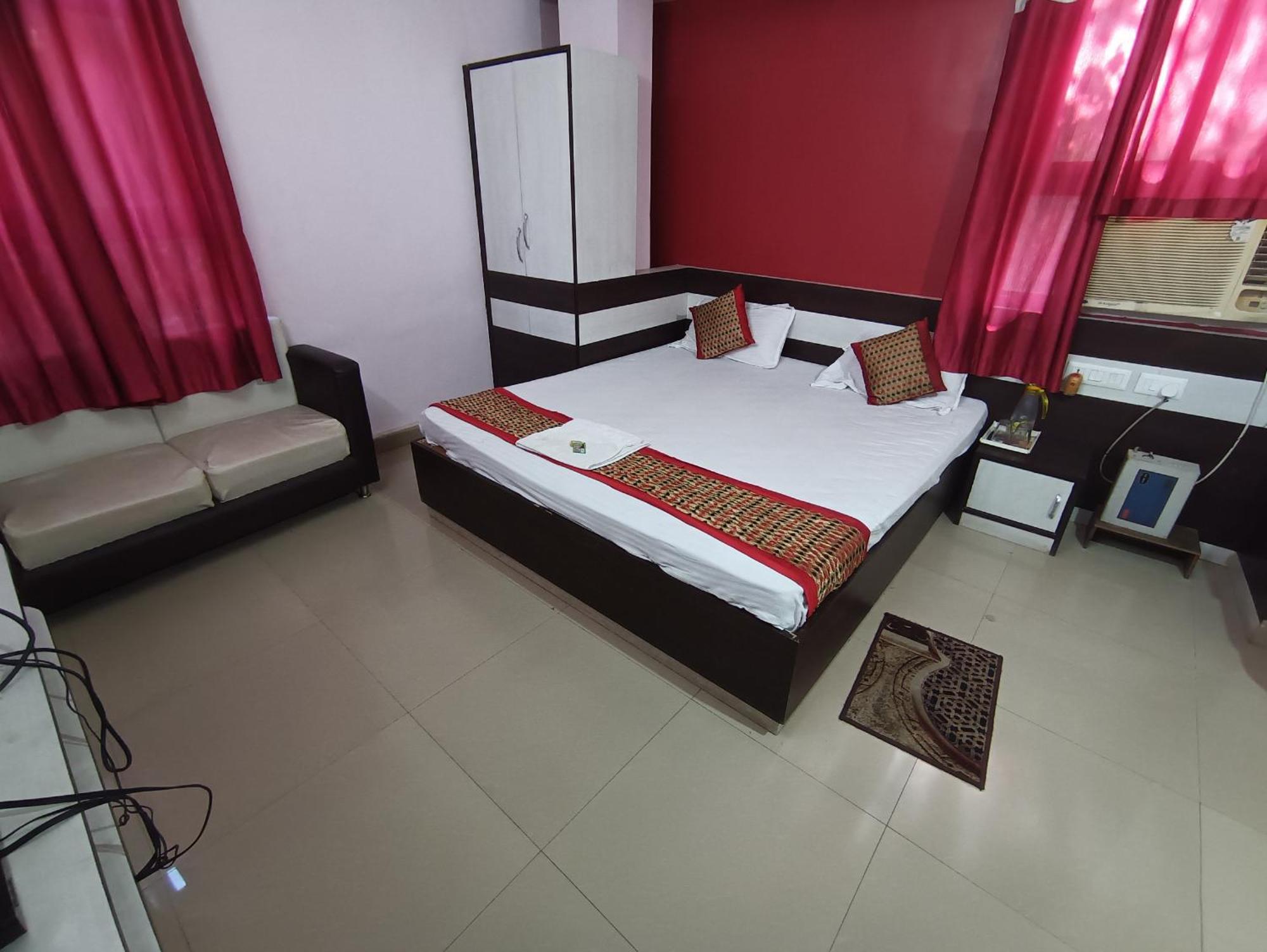 גאיה Hotel Viraat Inn מראה חיצוני תמונה