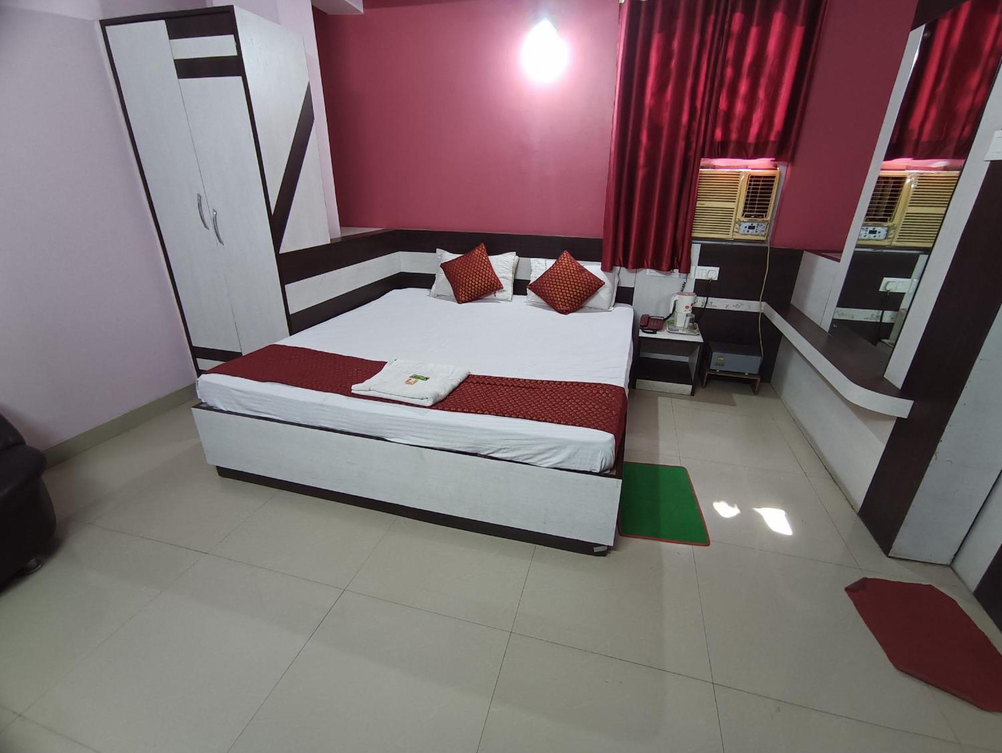 גאיה Hotel Viraat Inn מראה חיצוני תמונה
